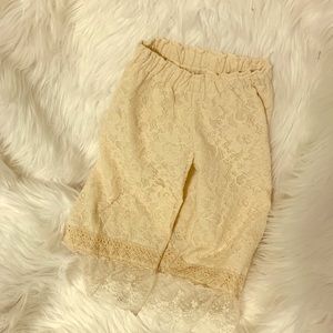 Persnickety Bottoms - Persnickety posh pants! Sooooo cute! 3T Persnickety Bottoms - Persnickety posh pants! Sooooo cute! 3T